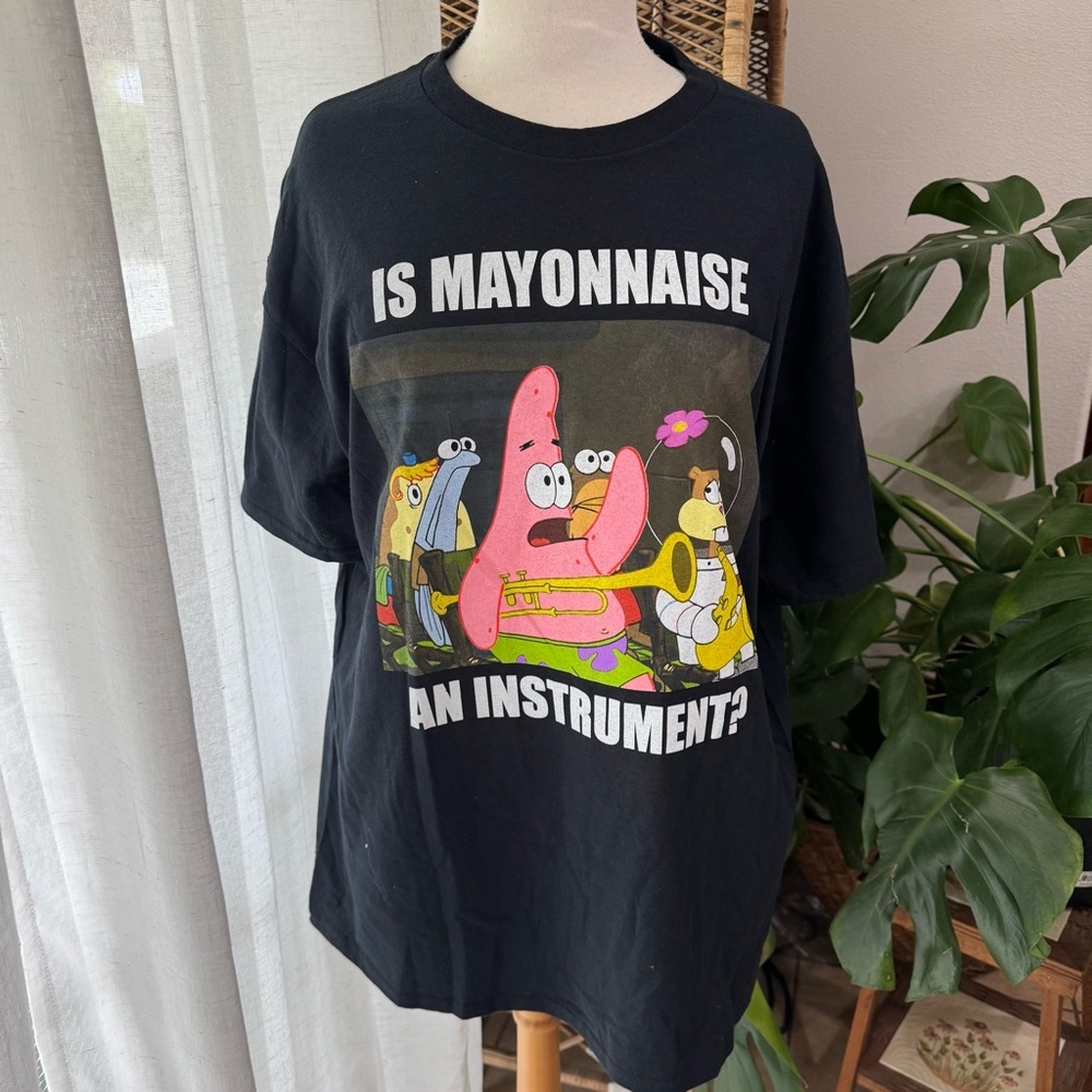 SpongeBob SquarePants Black Graphic‎ T-Shirt with Cartoon Print